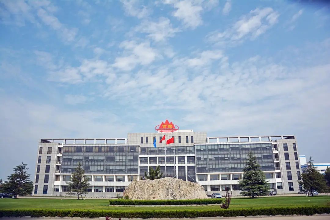 泰开高压企业大楼外观图